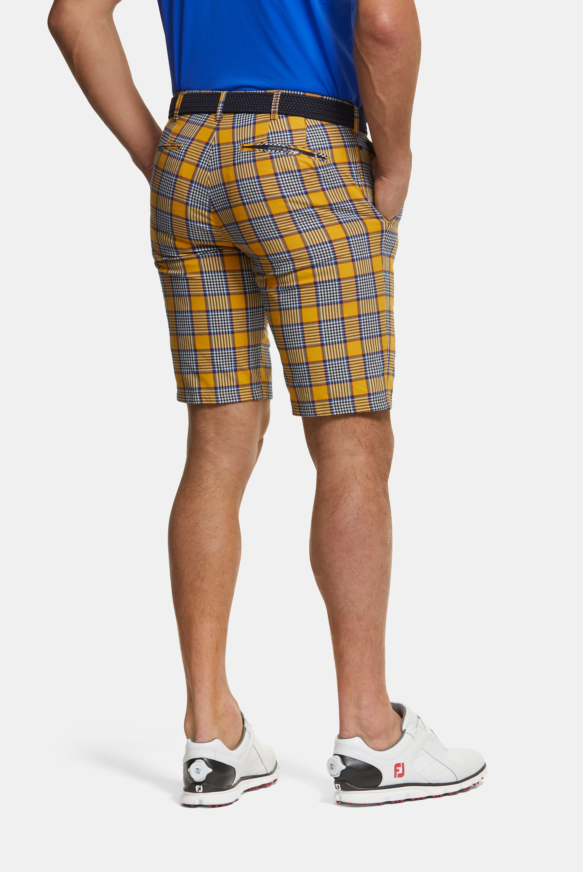 B-St. Andrews 1-8072 PRINCE OF WALES • GOLF SHORTS